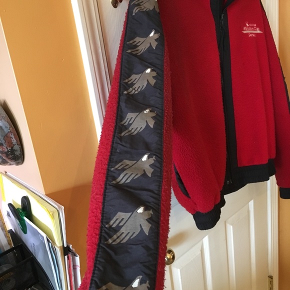 Red zip up jacket - Picture 2 of 7